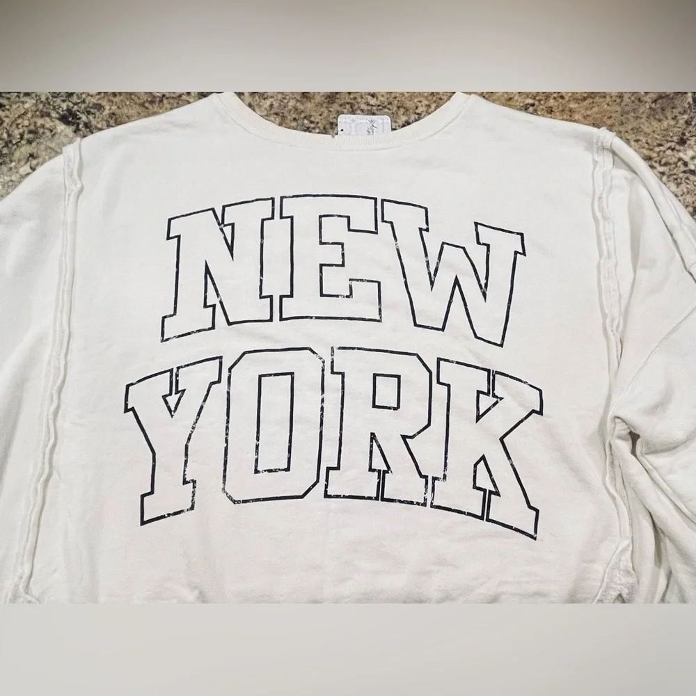 NWT Free People Camden New York Sweatshirt - Picture 12 of 16